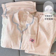 �羳���l��ϵ�ɐ��ǹ�؈��a˯��Ů���ļ�������Ů�۸����������b