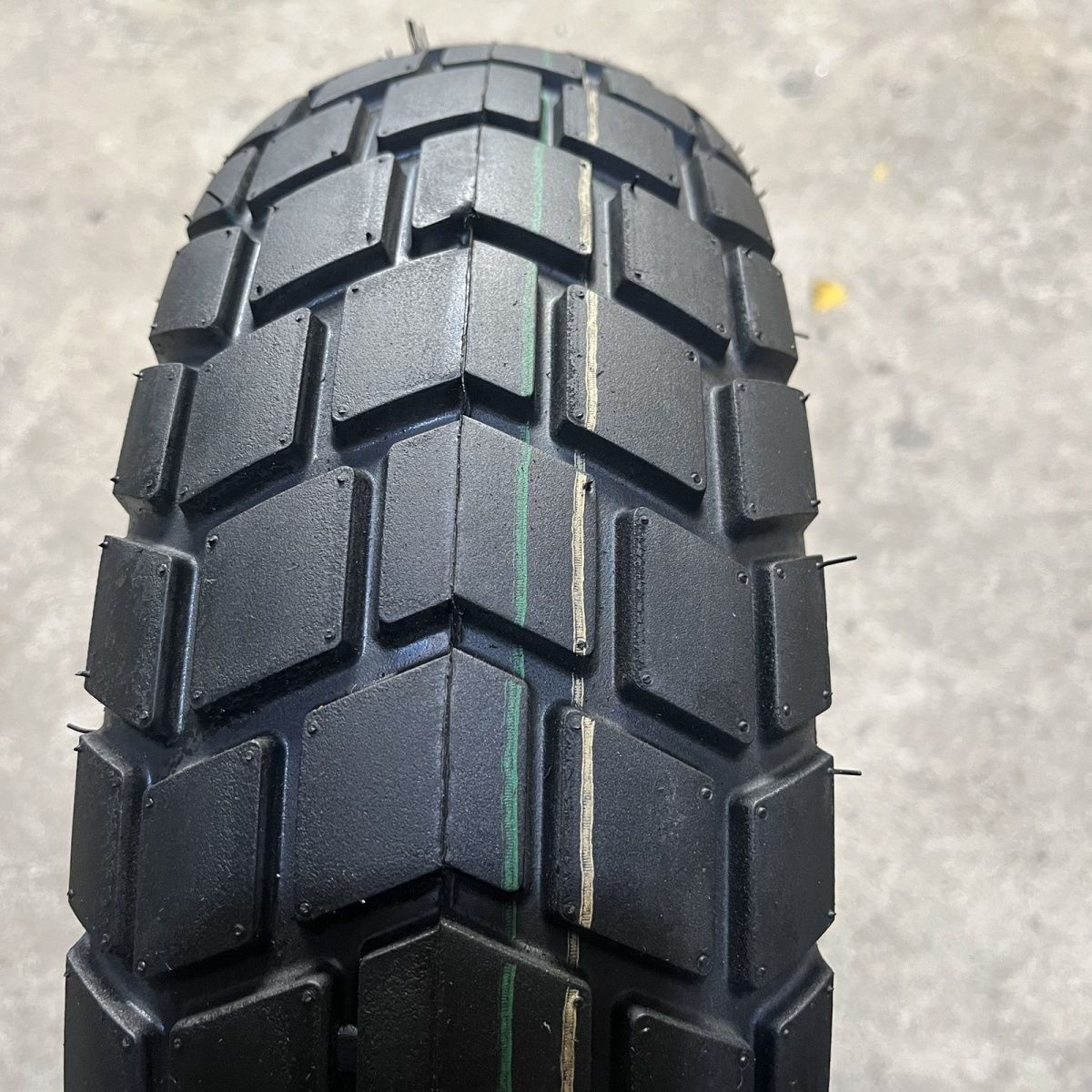 130/90-10 Land Rover pedal motorcycle tire 120/130/70-12 inch little monkey Zuma car vacuum tire