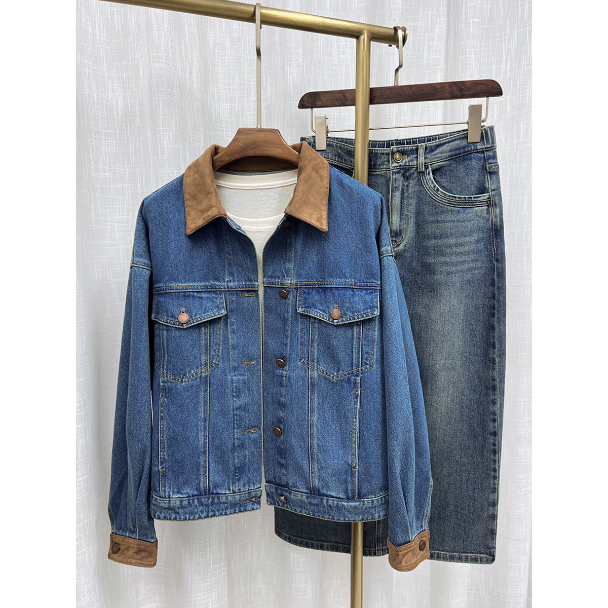 美拉德复古天丝牛仔外套女秋季新款撞色麂皮领显瘦夹克上衣