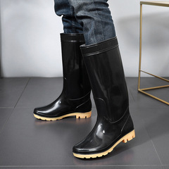 New Men's Black and Yellow Sole Rain Boots with Mid-Calf Design, Anti-Slip and Wear-Resistant Construction, Factory Wholesale Work Safety Rain Boots