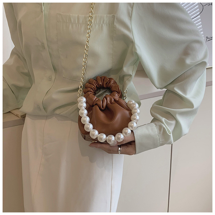 255g Weight Beading, Pearls Fashion Element Clasp Frame Closure Type Top Handle, Chain Strap Type Crossbody Bag Bags Type Casual, Daily, Shopping Occasion Pu Leather Material Solid Color Pattern All Seasons Season Kid'S Gender Cute Style Bucket Shape Kid'S Pu Leather Solid Color Cute Beading Pearls Bucket Clasp Frame Crossbody Bag 33