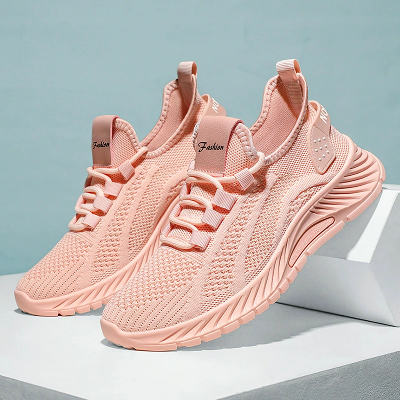 Туфли Женские спортивные туфли Flyweave дышащие сетчатые подошвы мягкие подошвы без усталости беговые универсальные туфли крупного размера Женские туфли