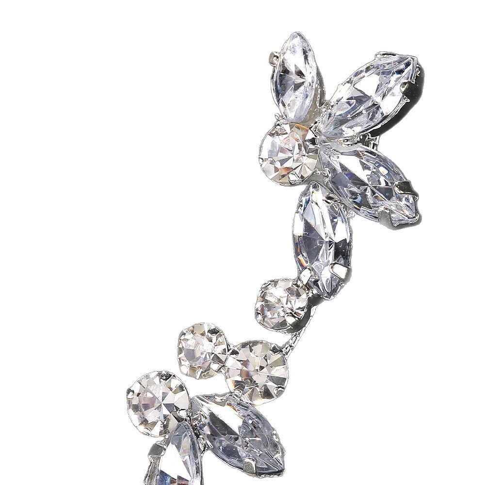 2022 nuevo clip de oreja de diamantes de imitación femenina personalidad de la moda europea y americana pendientes de diamantes completos pendientes versátiles Accesorios