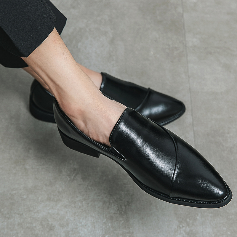Comercio exterior tamaño 4748 zapatos de hombre cuatro estaciones británicos punta zapatos de cuero casuales de negocios de un pie zapatos de cuero
