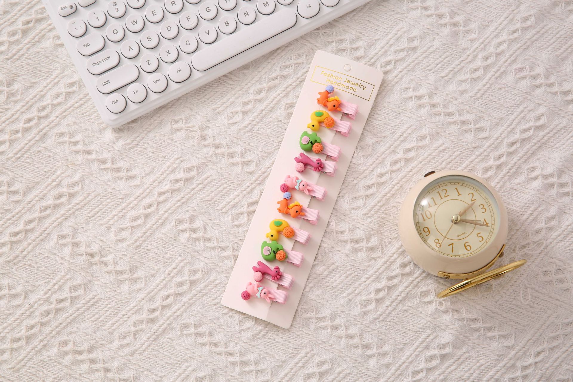 La horquilla del bebé de los niños no duele el cabello clip de pico de pato lado de la niña horquilla rota coreano lindo flequillo clip al por mayor