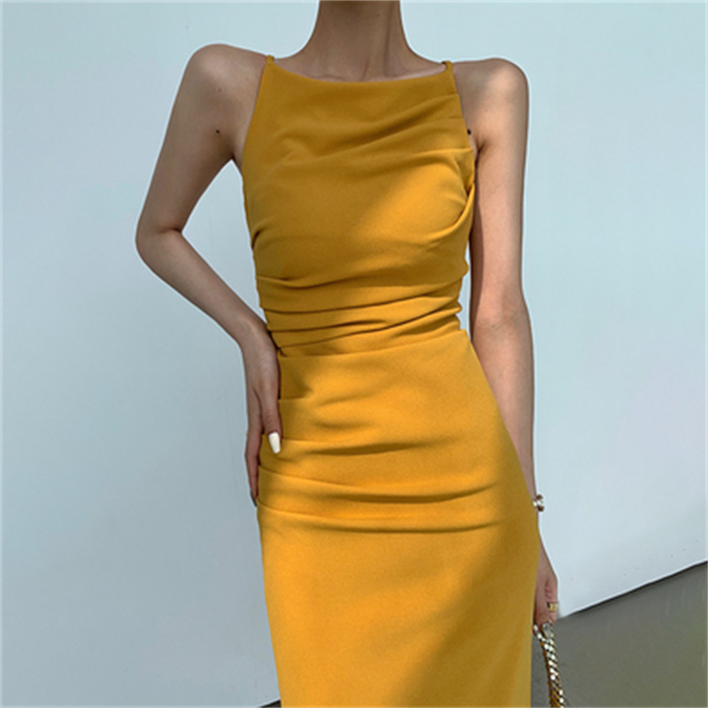 French Retro Suspender Long Skirt with Texture and Chic Waist Design, Niche One-Shoulder Dress