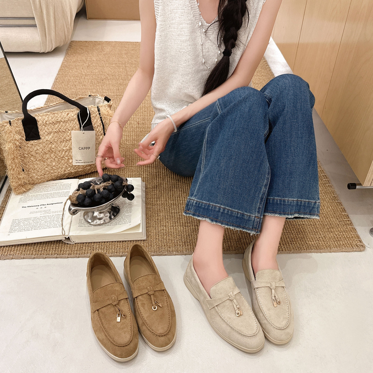 Qadın dəri loafer ayaqqabı - qotazlı, toqqalı, retro üslub