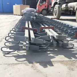 矿山施工设备;挖掘机械;其他交通安全