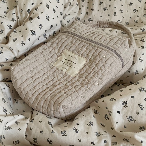 ins Korean diaper storage bag, outing handbag, bottle stroller hanging bag, multi-functional portable mother and baby bag