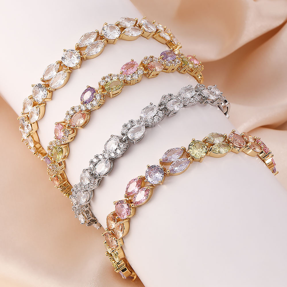 New Hip Hop ing Heart Shaped Zircon High Sense Bracelet Punk Style Men's and Women's Bracelet Jewelry Factory Price Wholesale