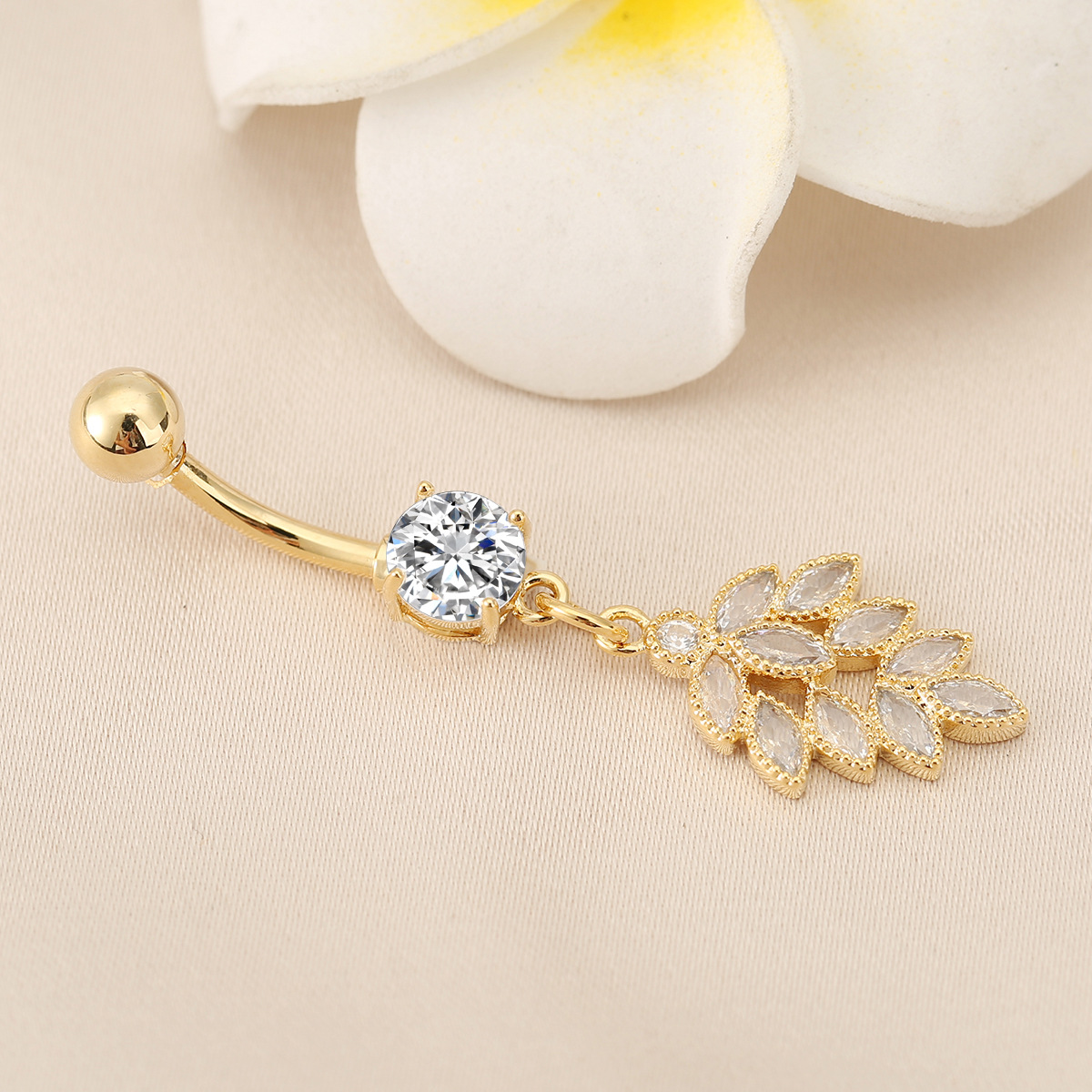 European Leaf Belly Button Ring With Diamond Body Piercing Jewelry_voghion.com