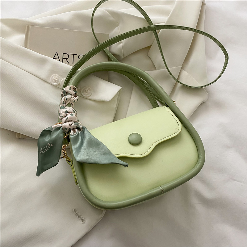 Internet Celebrity Spring Handbag Women's 2022 New Fashionable Korean Style Small Square Bag Simple Shoulder Crossbody Underarm Bag