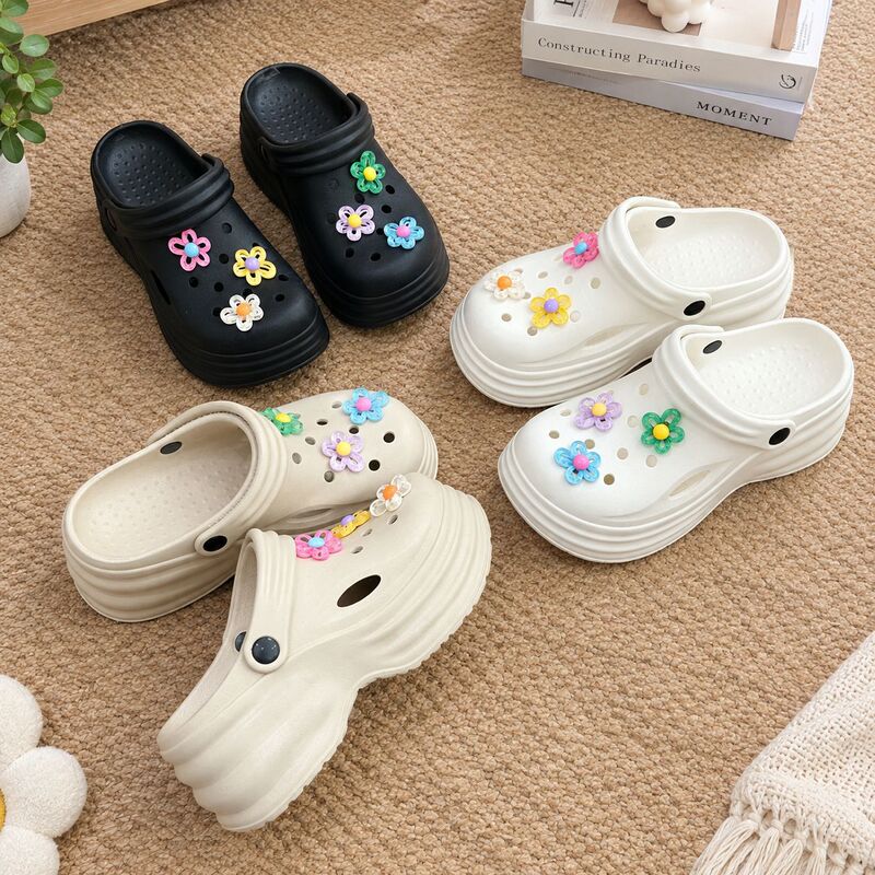 EVA thick-soled clogs for women, summer colorful floral accessories, closed-toe sandals with a soft, cushioned feel, non-slip, suitable for outdoor wear and beach use