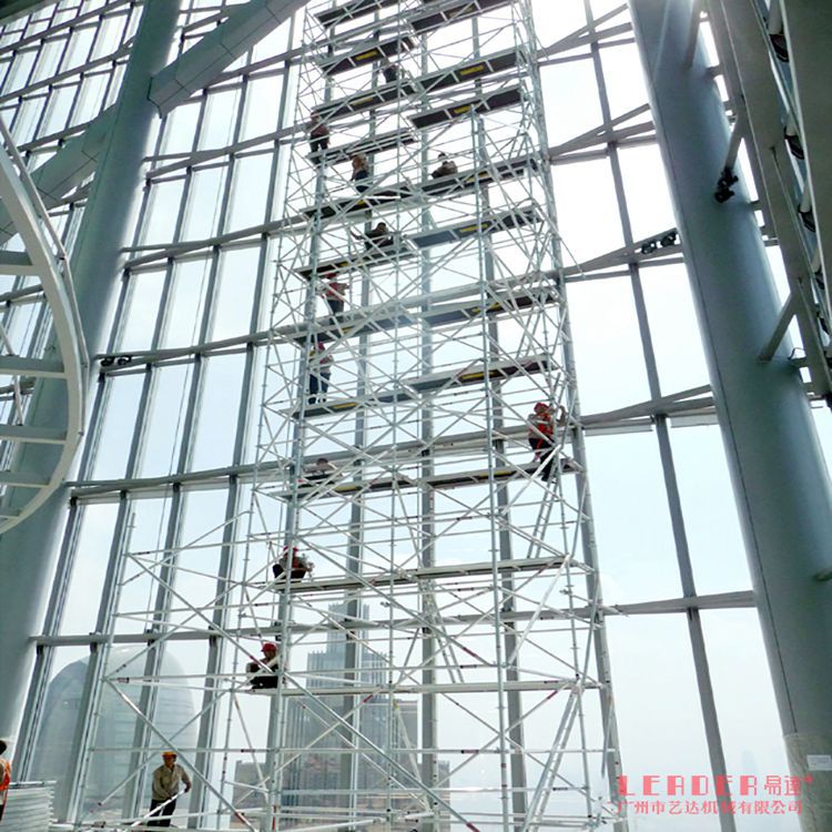 积木式搭建30m幕墙清洁脚手架 轻型铝合金组合施工作业架 艺达造