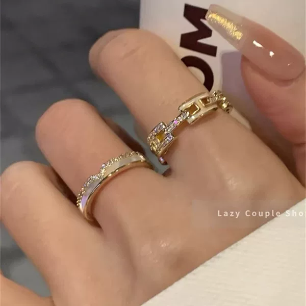 Big hit! Light luxury socialite shell letters exquisite stacked ring female ins niche high-grade fashion ring