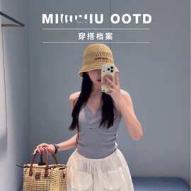 miu26新款针织吊带背心法式慵懒少女V领温柔百搭针织衫现货发