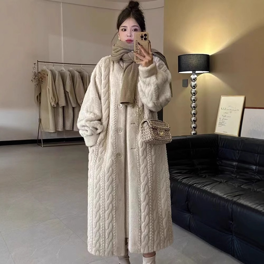 皮草外套女2025新款气质毛毛茸茸麻花水貂绒过膝宽松冬季开衫大衣