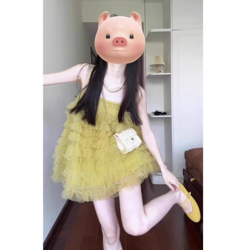 New Summer High-end Sense Lace Mesh dress Small Sling Slimming Age-reducing Seaside Top Tutu Skirt