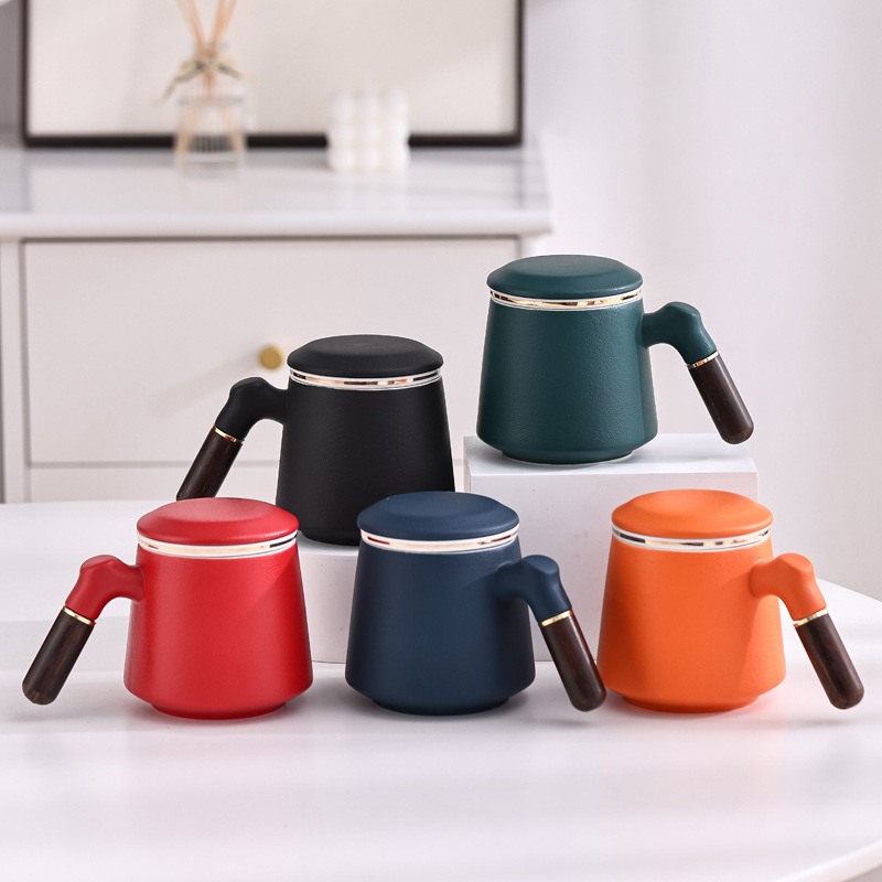 Lubao con tres piezas de taza de cerámica con taza de regalo de mano con taza de té con tapa de té con logotipo tallado