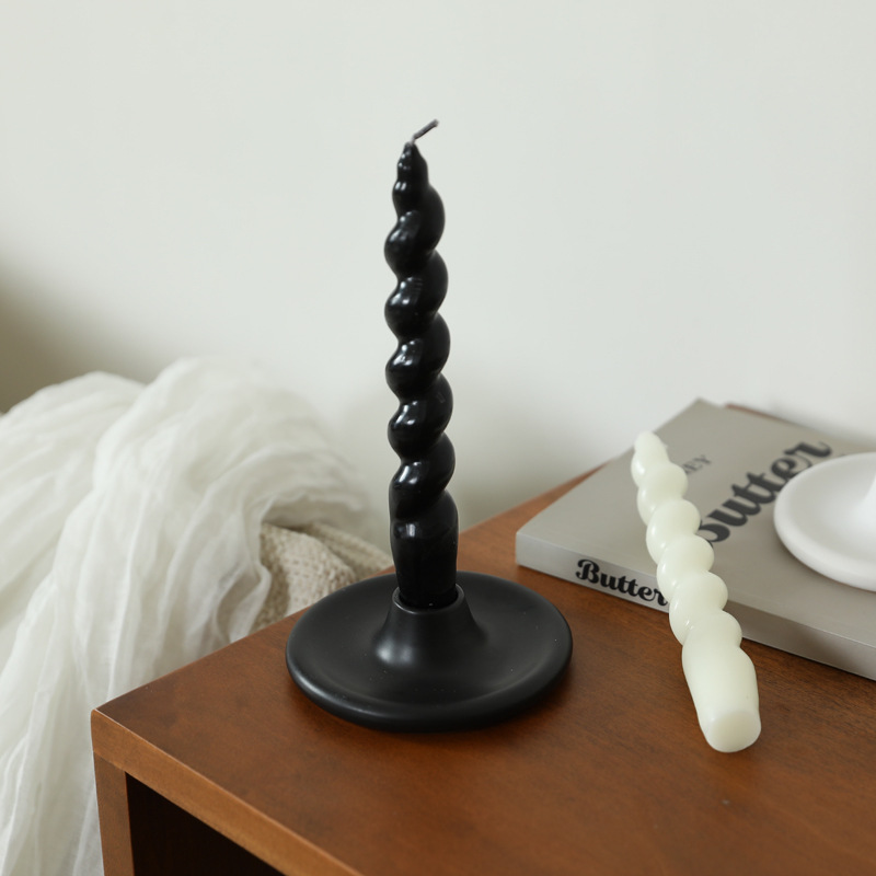 Moderno minimalista redondo negro y blanco candelabros de cerámica decoración candelabros de decoración de mesa de sala de estar creativa