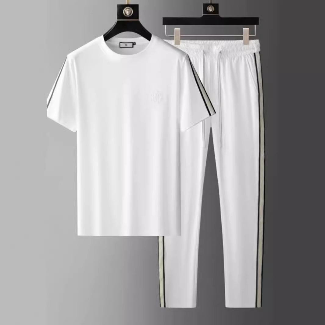 Summer elite sleeves with a round collar