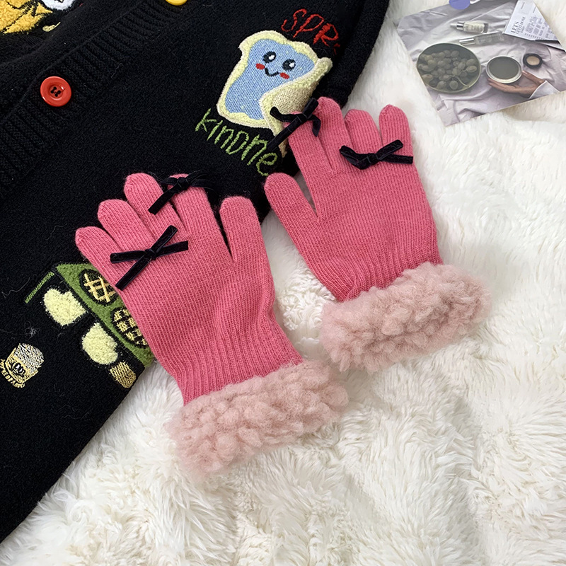 Guantes de punto para mujeres otoño y invierno nuevos guantes de caballo de cordero calientes lindos de moda borde de arco estudiantes de cinco dedos