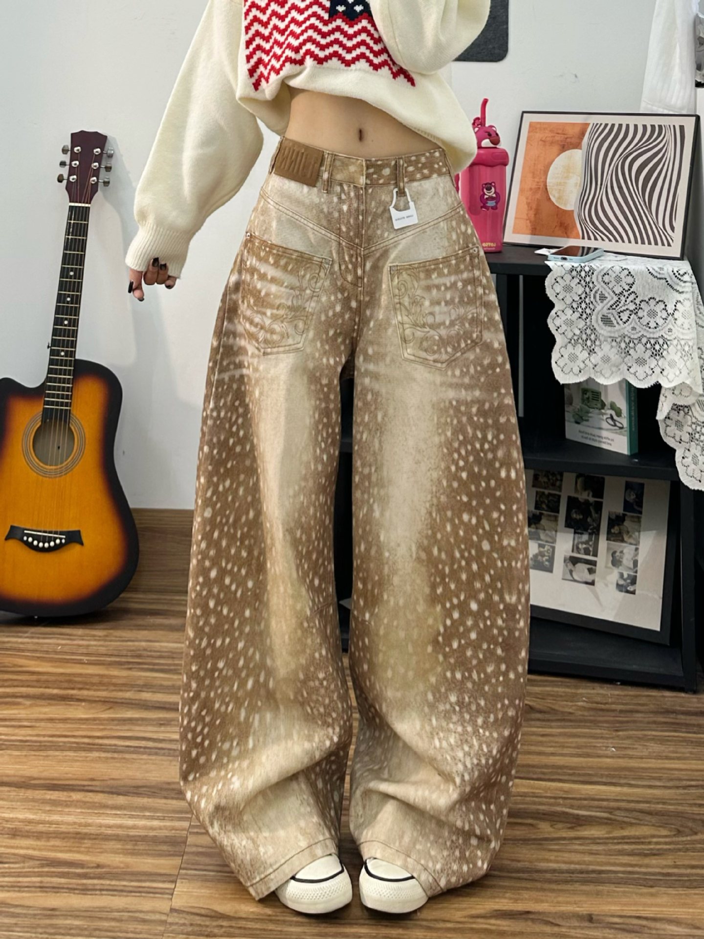 Damen Jeans Mit Hirsch Print Und Weitem Bein Für Einen Retro Look_voghion.com