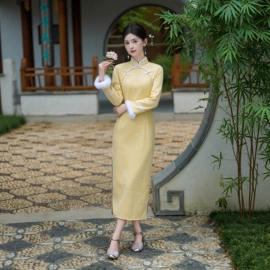 旗袍;连衣裙;木质工艺品