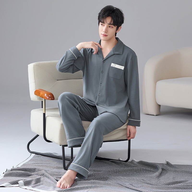 Pijamas de cotton para hombres otoño y invierno de 2025 cálidos catiónicos cardigan de manga larga con un conjunto de ropa de hogar de alta calidad