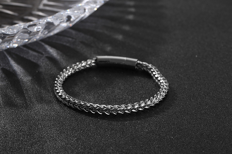 Simple Style Geometric Stainless Steel Plating Bracelets 1 Piece display picture 5