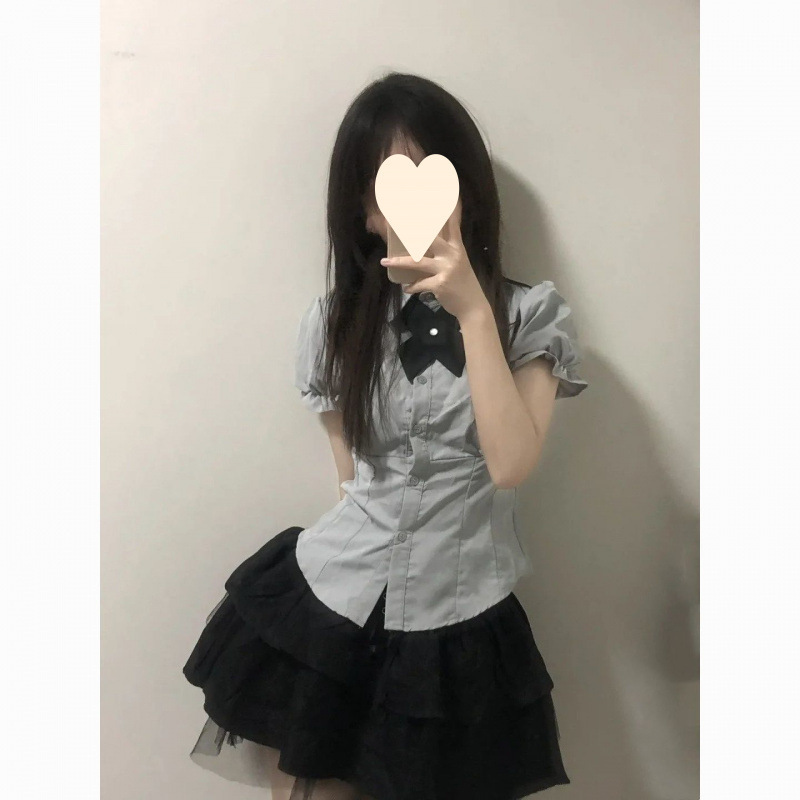 夏の新しい日本のJK制服スーツ女性のウエスト痩身パフスリーブシャツトップハイウエストパフケーキスカート|undefined