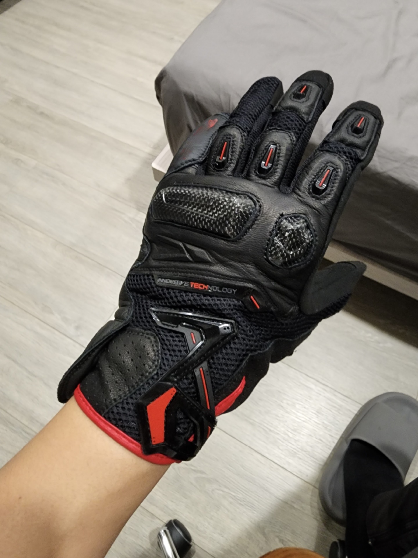 RST442   RAPTOR MESH GLOVES b2