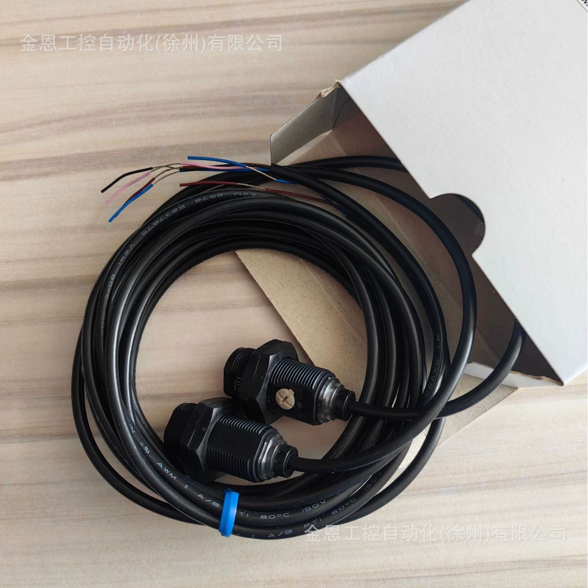 Совершенно новый датчик приближения Shanghai Sudil PM18V-T20BPWR (E)