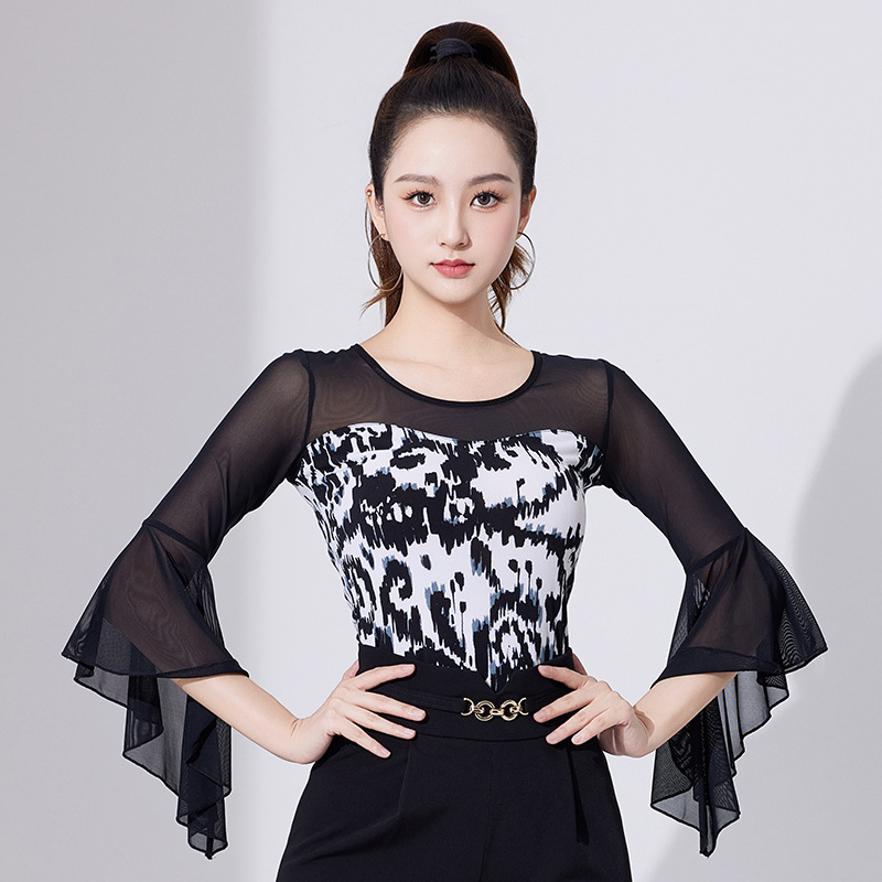 Fashion Spring and Summer Hollow Latin Dance Middle Sleeve Crewneck Top Modern Dance Top Women's New Lotus Leaf One-piece Practice Clothes