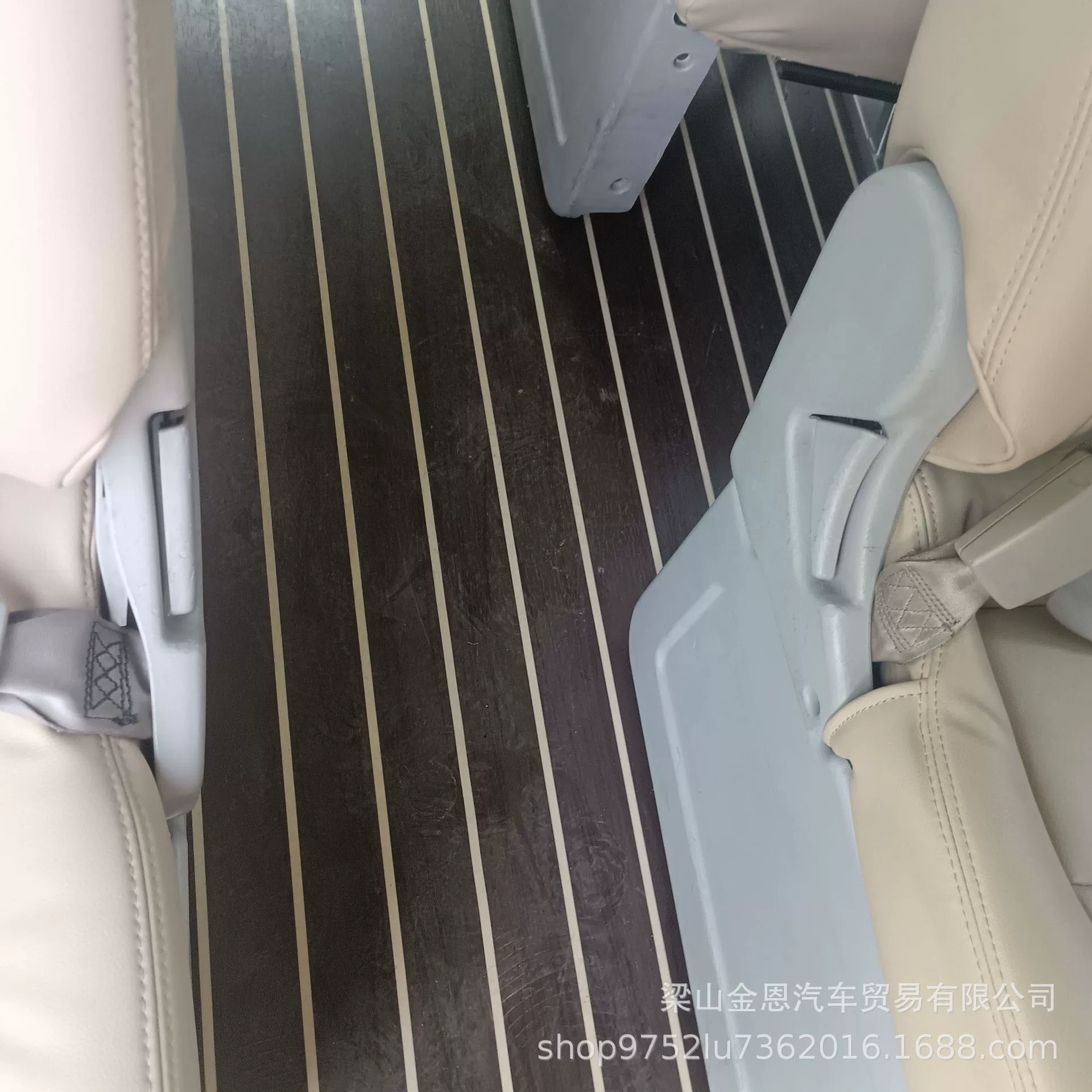 Экспортный подержанный восстановленный Toyota Hiace 14-местный бизнес-микроавтобус для шаттла, туризма и экскурсий, специальный автомобиль