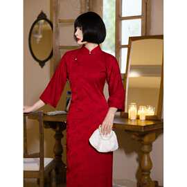 冷清红色新中式结婚订婚礼服晨袍裙子2025年春秋季新款旗袍连衣裙
