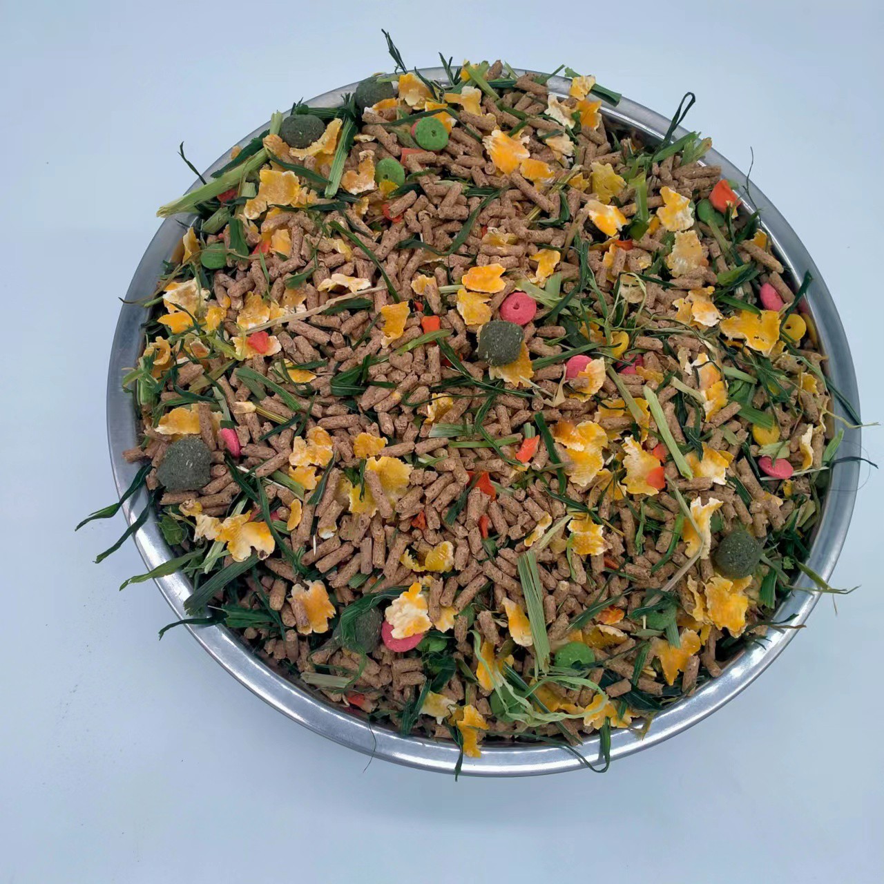 散装兔粮混合胡萝卜干麦草果蔬兔饲料宠物兔粮散装粮称斤销售膨化