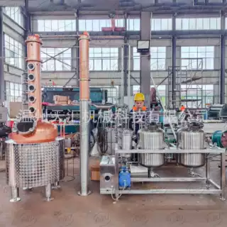 200L真空负压塔式蒸馏器器专为负压真空低温高效蒸馏烧酒米酒蒸馏