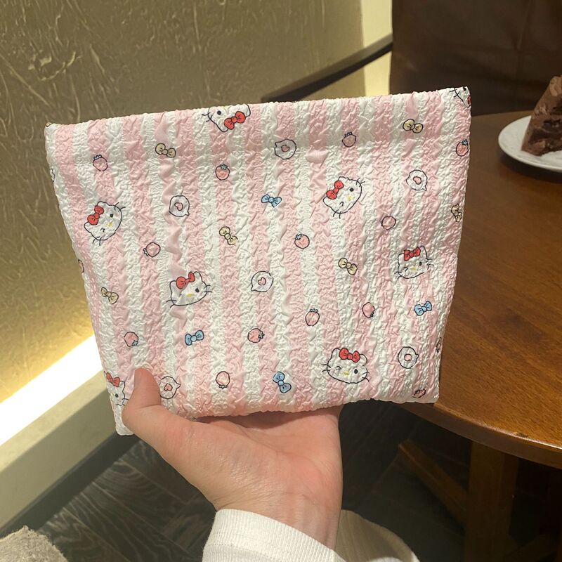 新型の韓系の大容量の百合の手はカバンを持ってかわいい女子学生の手を持って外に買い物に出かけます。|undefined