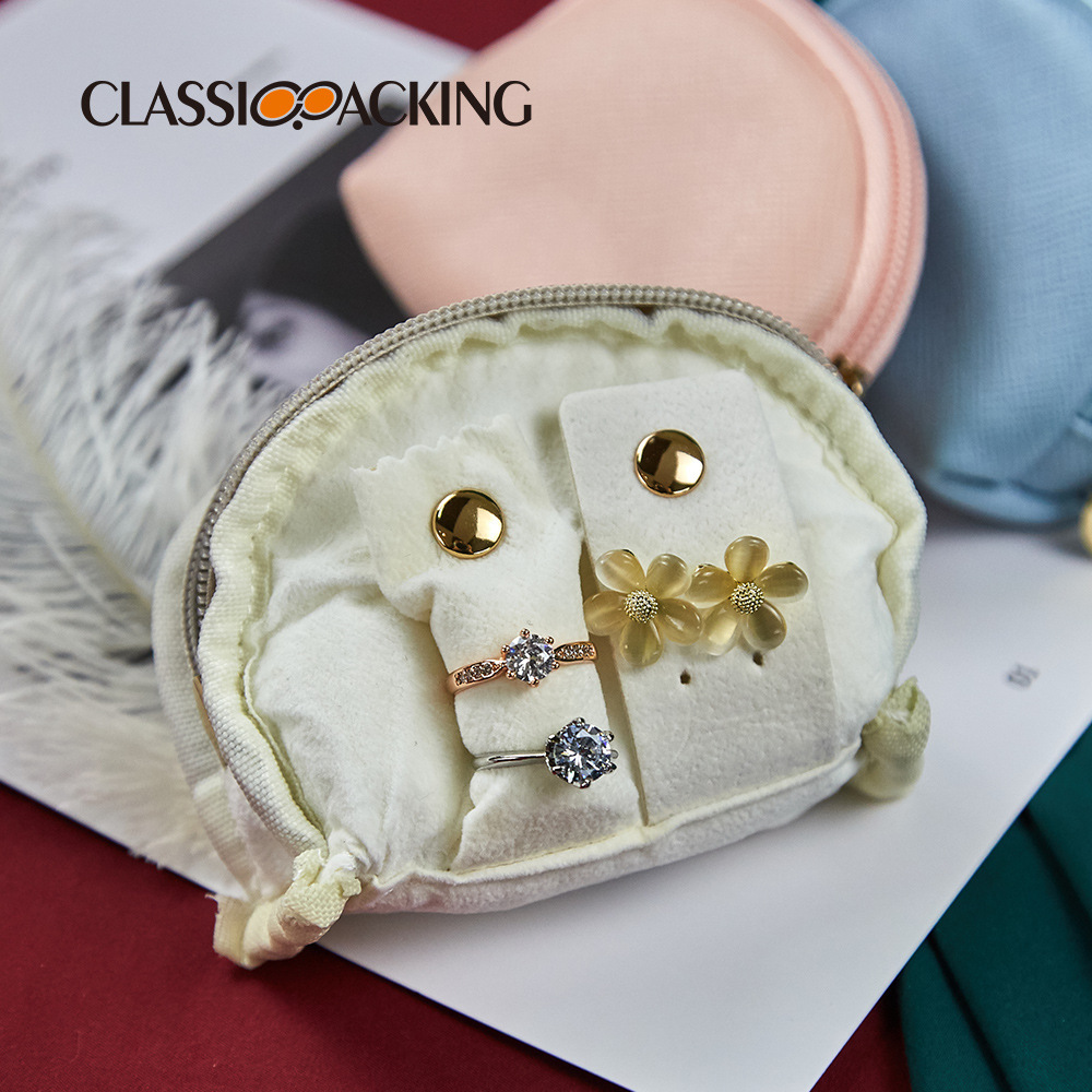 Bolsa de joyería de estilo spot, material de cuero, material de franela, bolsa de almacenamiento de joyería, fábrica, collar de pendientes al por mayor, bolsa de joyería