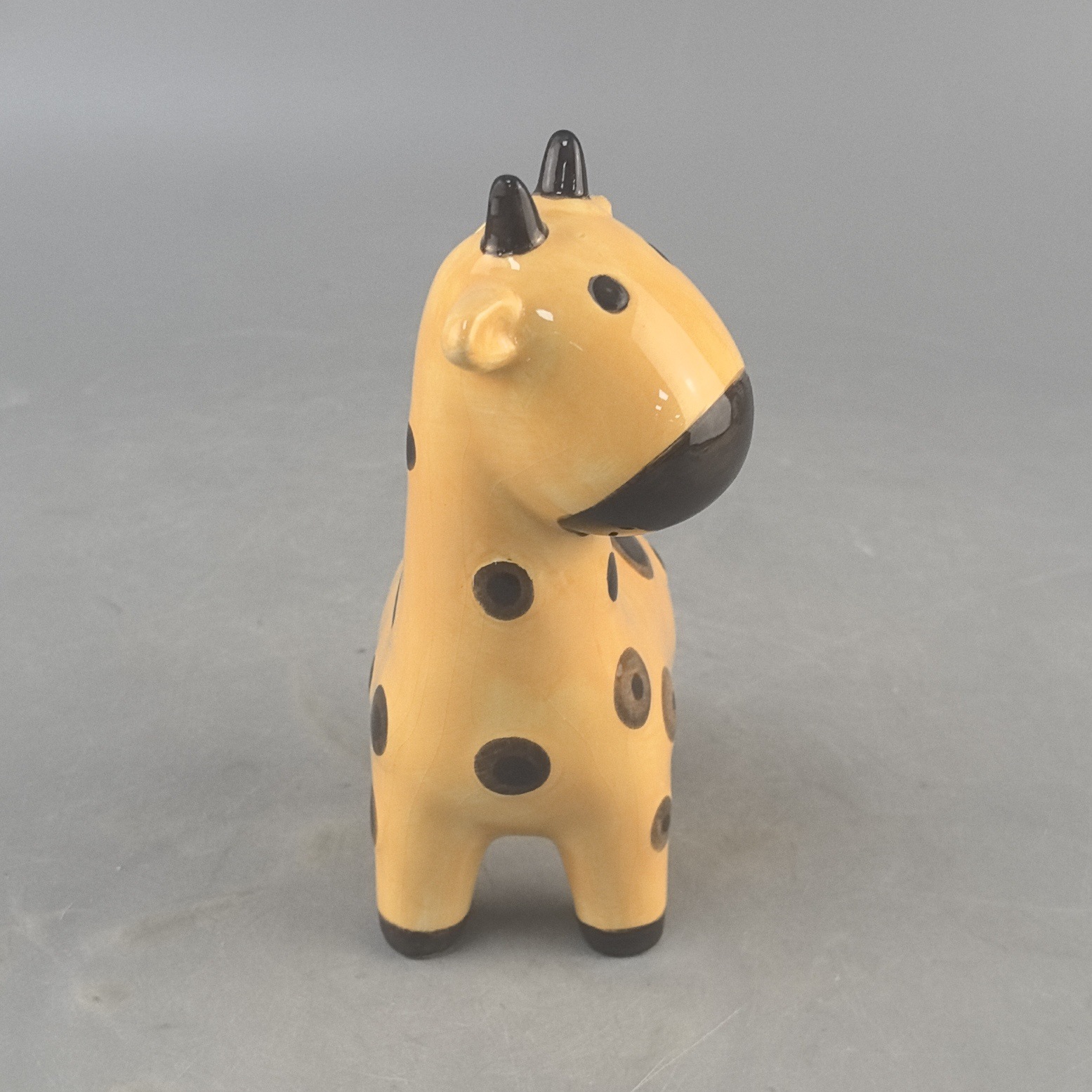 Mini adornos de animales de cerámica de color encantadora mini monedas girafa ahorro de dinero regalo
