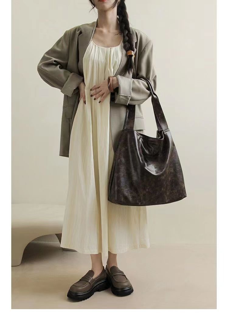 New Hot Selling Tote Bag Women's Large Capacity Bag Retro Commuter Women's Bag One Shoulder Crossbody Bag_voghion.com