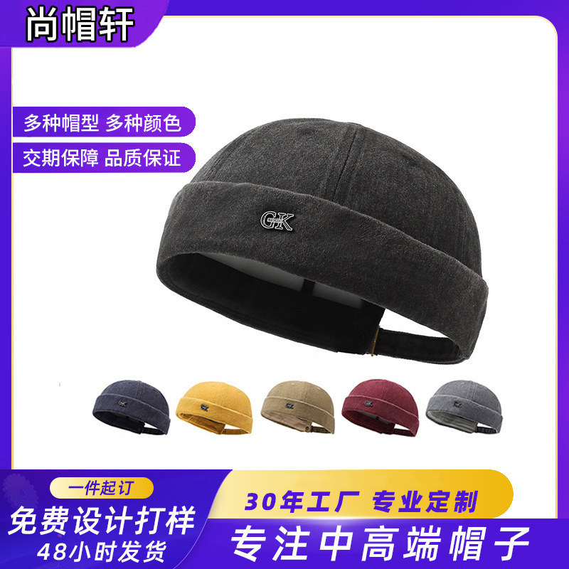 Four Seasons New Style Metal Logo Brimless Beanie Hat for Men and Women Trendy Street Hip-Hop Landlord Hat Cross-Border