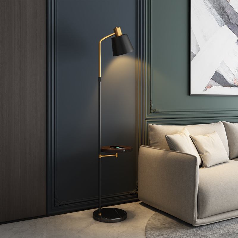 Living room floor lamp with shelf sofa bedroom art light luxury coffee table bedside table integrated wireless charging table lamp Living room floor lamp with shelf sofa bedroom art light luxury coffee table bedside table integrated wireless charging table lamp