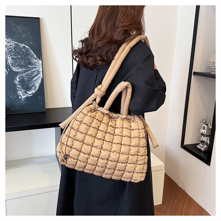 762g Weight Polyester Lining Material Sewing Thread Fashion Element Magnetic Buckle Closure Type Single Shoulder Strap Strap Type Tote Bag Bags Type Daily, Street, Shopping Occasion Nylon Material Solid Color Pattern Autumn&Winter Season Women's Gender Elegant, Classic Style Style Square Shape Medium Size Women's Medium Nylon Solid Color Elegant Classic Style Sewing Thread Square Magnetic Buckle Tote Bag 4
