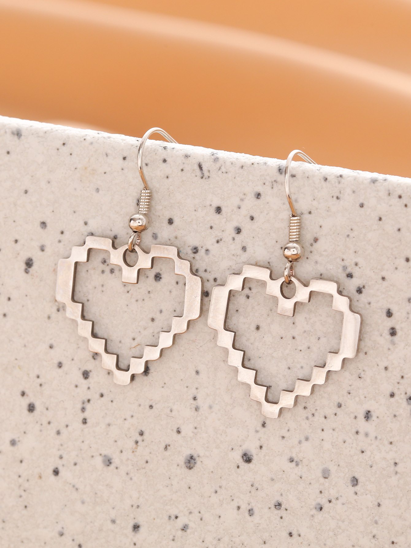 Cross-border best-selling heart-shaped earrings, pendants, diy handcrafted hollowed-out ear hooks, ear accessories in stock, stainless steel pic 5