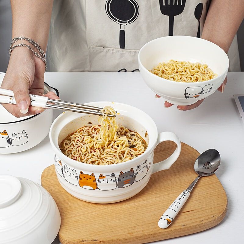 Large ceramic noodle bowl with handle and lid for student dormitories, large capacity, cute noodle cup with handle for office workers Large ceramic noodle bowl with handle and lid for student dormitories, large capacity, cute noodle cup with handle for office workers