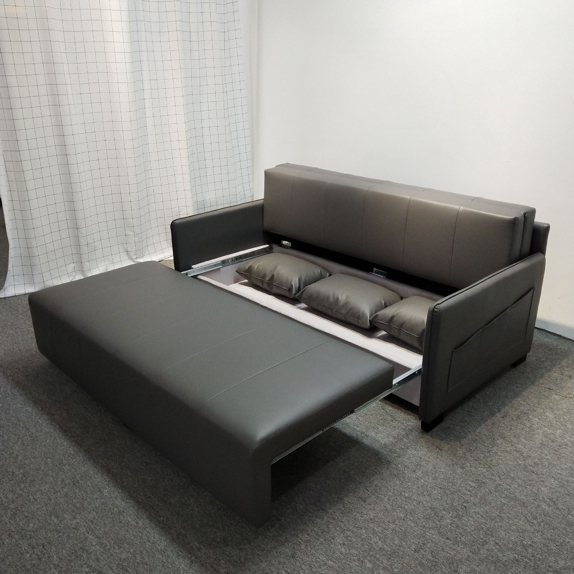 Sofá cama multifuncional doble uso plegable pequeño tipo sala de estar almacenamiento látex doble sofá cama de cuero de tres personas