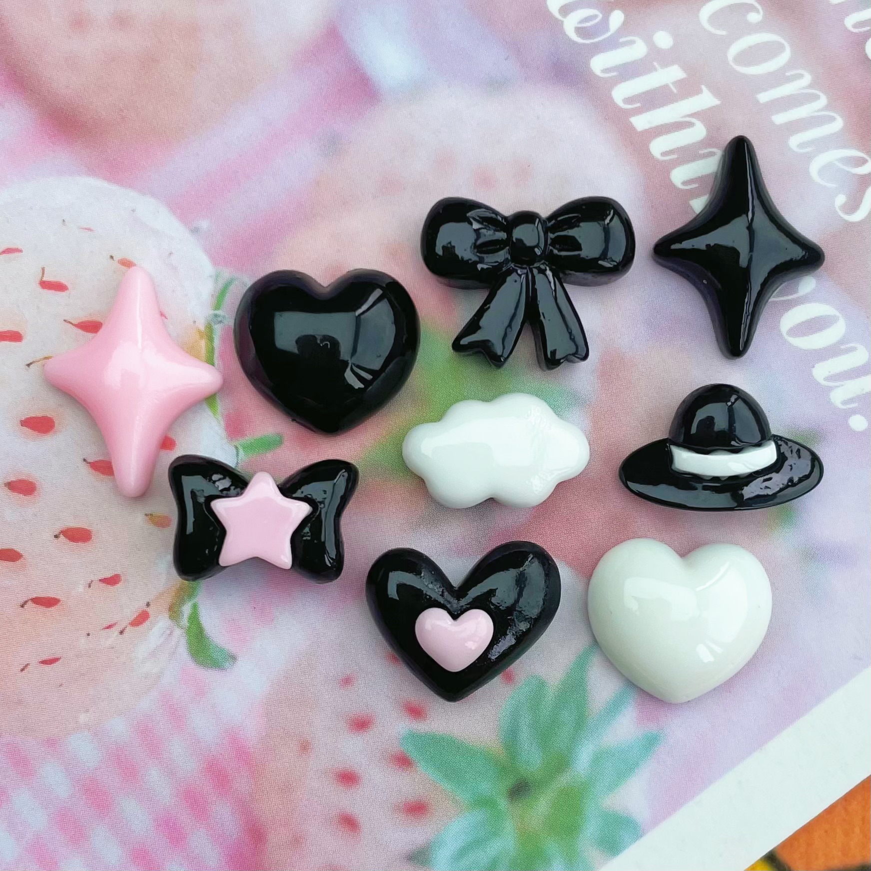 Negro Rosa Pajarita amor corazón estrella de cuatro esquinas superficie brillante accesorios de resina Mini tamaño pequeño pegamento de crema pendientes de uñas accesorios Nuevo