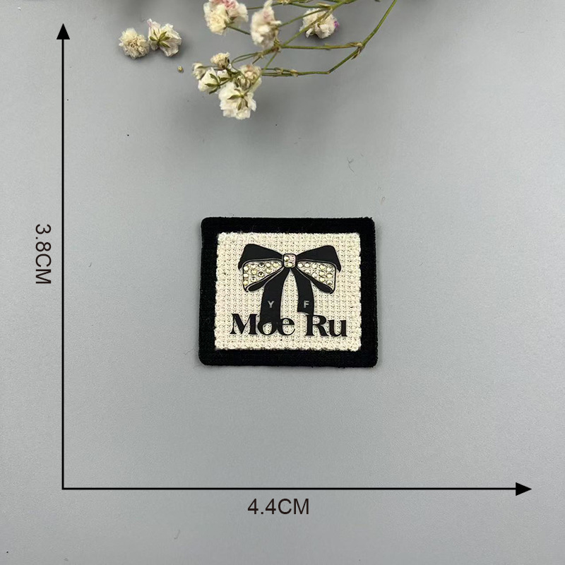 新しいレターパターンコンピュータ刺繍布ステッカーセーター帽子アクセサリーアクセサリー手作り絶妙なテキスタイル装飾卸売|undefined